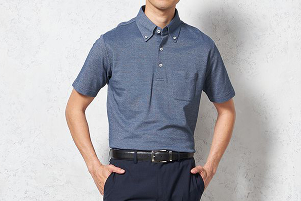 ビジネスシーンでポロシャツを着るのはマナー違反？